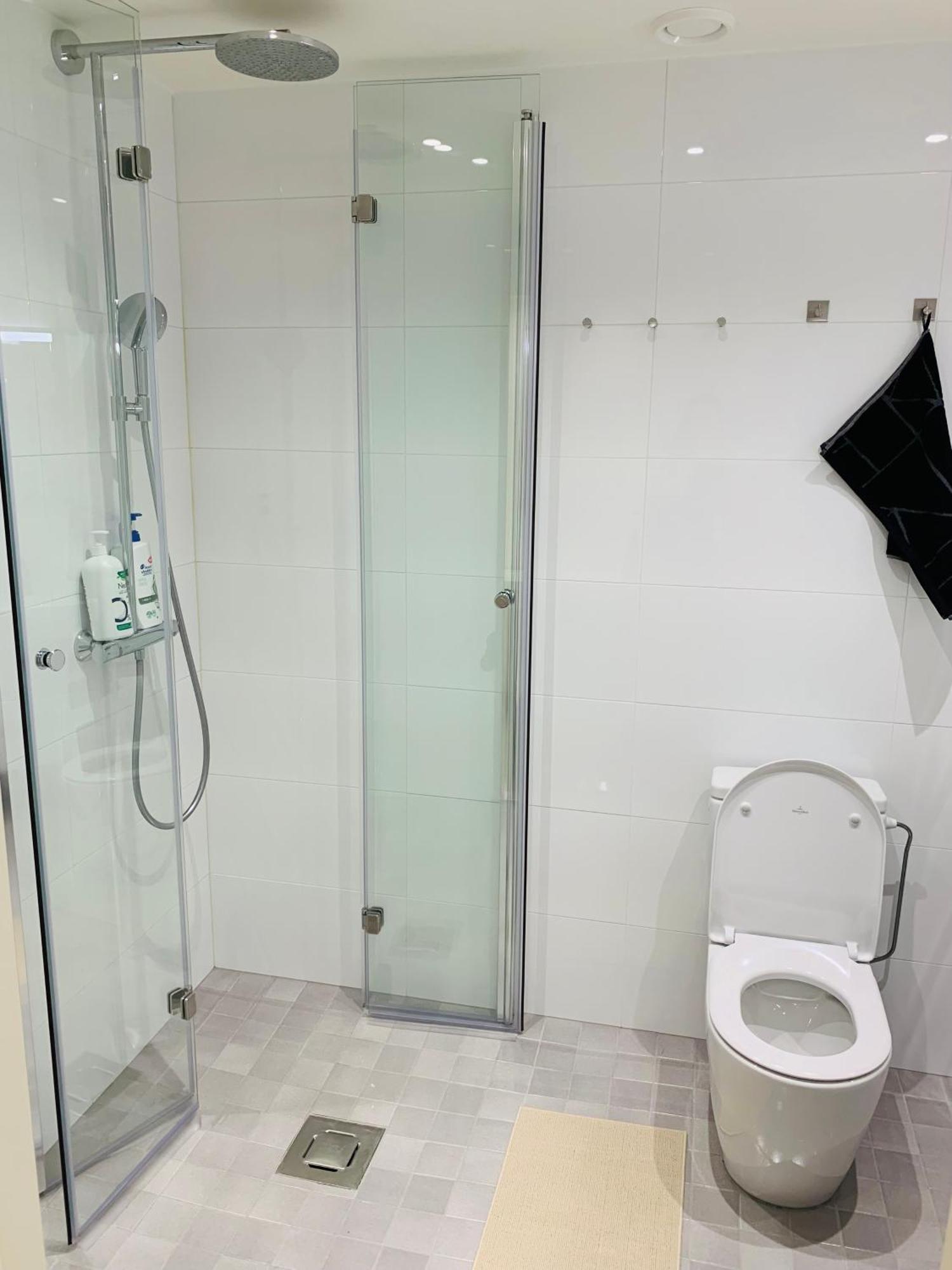 Appartement Sunny Brand New Sea View Luxury Skyscraper In *